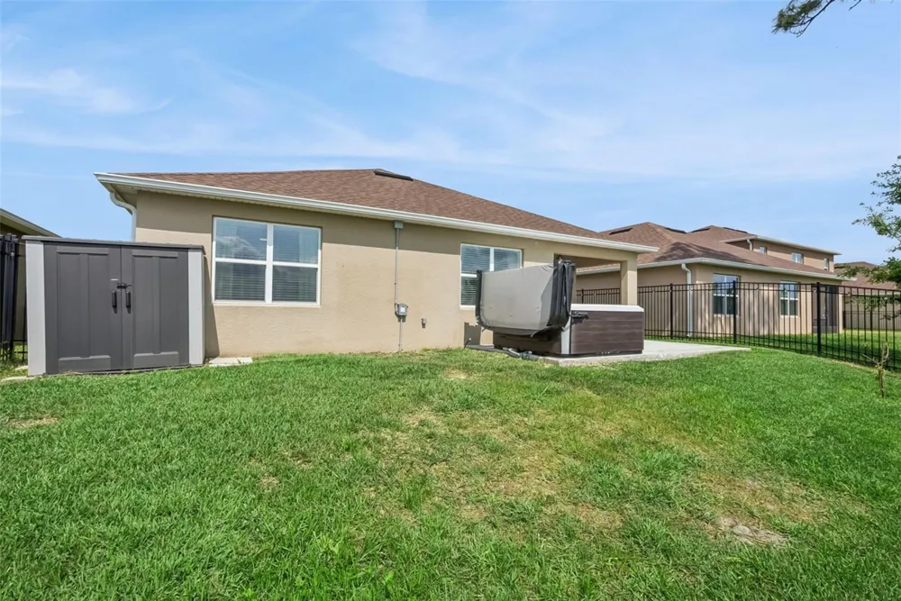 623 LAZIO CIRCLE Debary, FL 32713