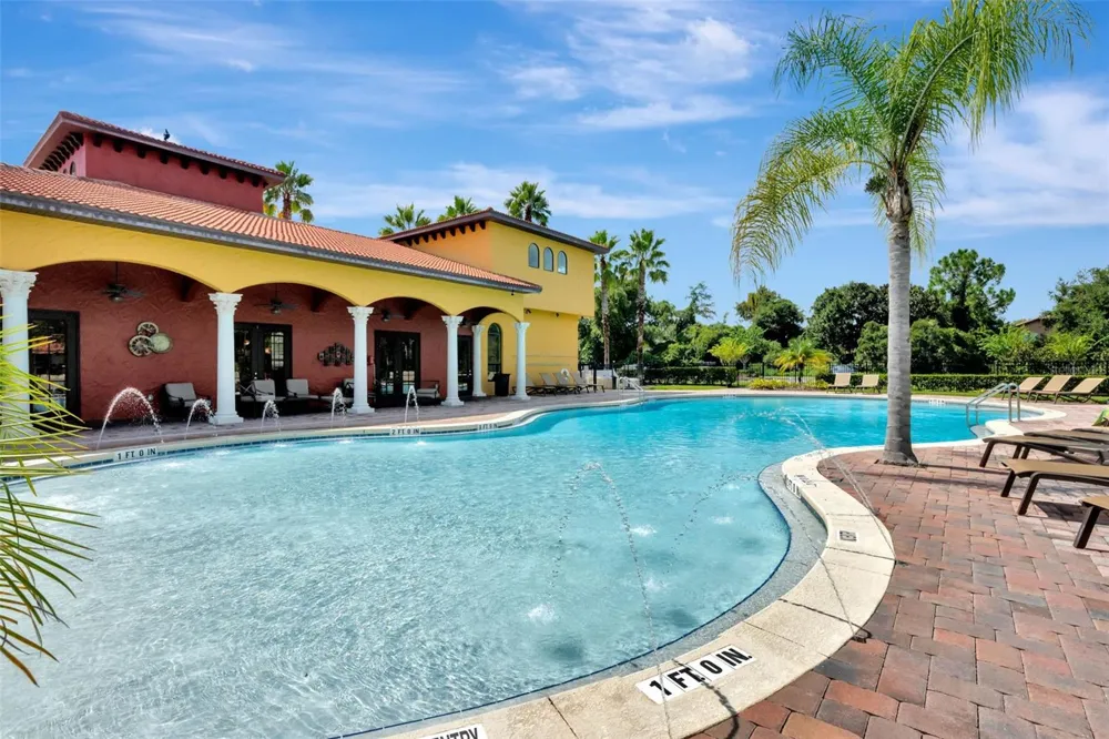 623 LAZIO CIRCLE Debary, FL 32713