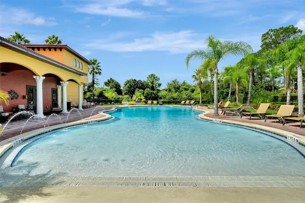 623 LAZIO CIRCLE Debary, FL 32713