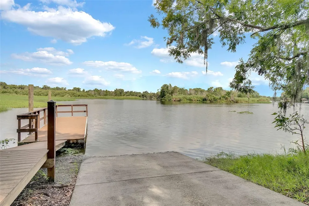 623 LAZIO CIRCLE Debary, FL 32713