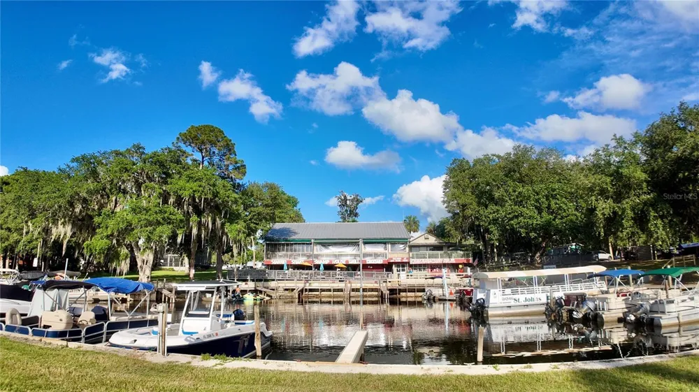 623 LAZIO CIRCLE Debary, FL 32713
