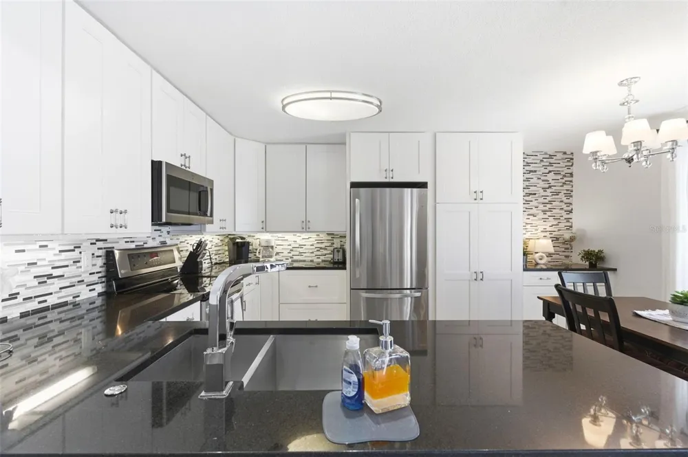 5280 COQUINA KEY DRIVE SE #A furnished seasonal St Petersburg, FL 33705