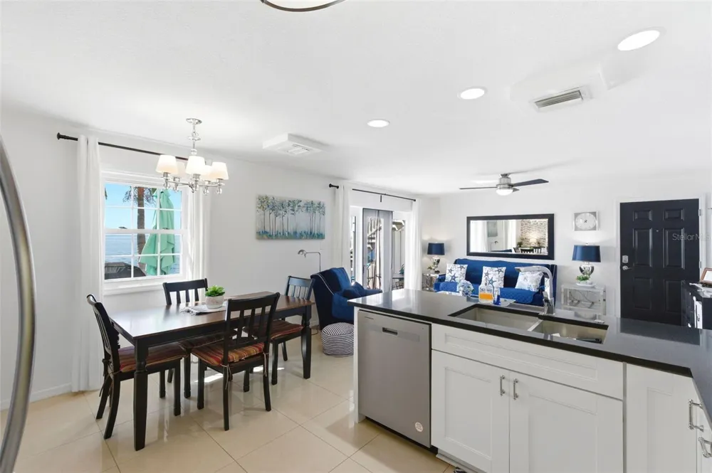 5280 COQUINA KEY DRIVE SE #A furnished seasonal St Petersburg, FL 33705
