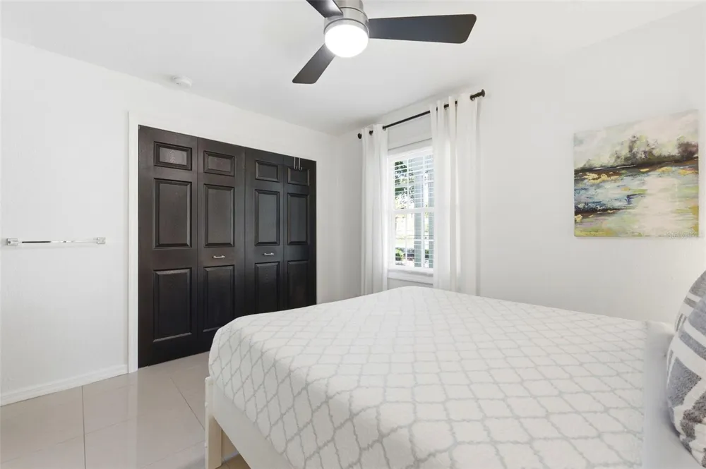 5280 COQUINA KEY DRIVE SE #A furnished seasonal St Petersburg, FL 33705