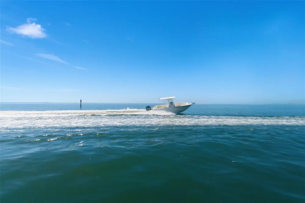5280 COQUINA KEY DRIVE SE #A furnished seasonal St Petersburg, FL 33705