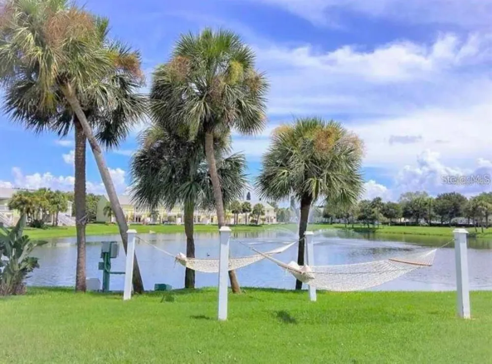 5280 COQUINA KEY DRIVE SE #A furnished seasonal St Petersburg, FL 33705
