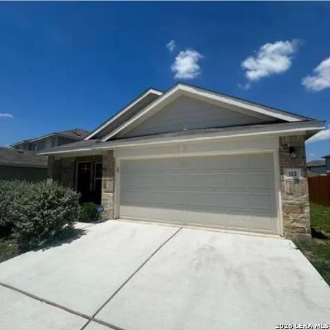 153 Lake Sweetwater Ln