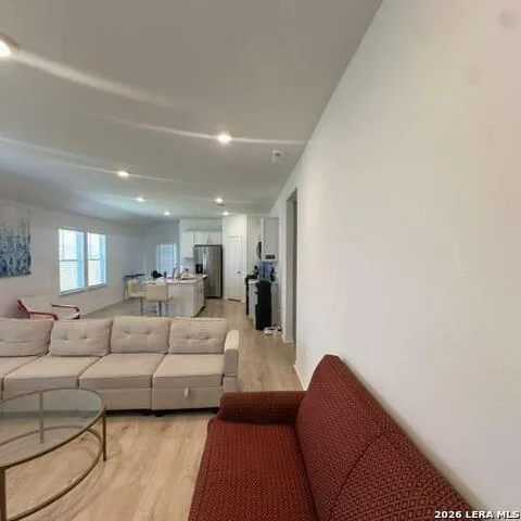 153 Lake Sweetwater Ln Buda, TX 78610