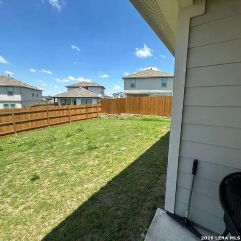 153 Lake Sweetwater Ln Buda, TX 78610