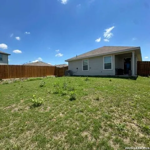 153 Lake Sweetwater Ln Buda, TX 78610
