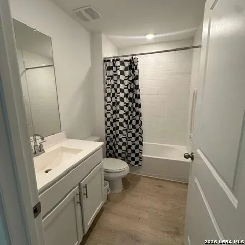 153 Lake Sweetwater Ln Buda, TX 78610