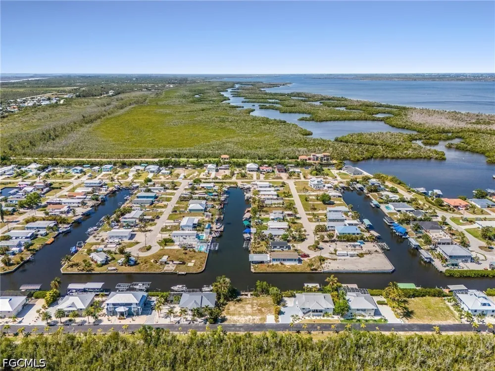 Buttonwood Key Court St James City, FL 33956