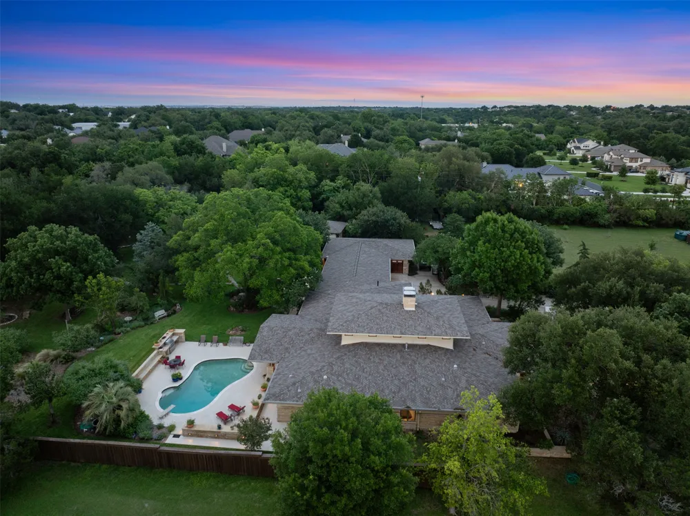 901 Brushy Bend Drive Round Rock, TX 78681
