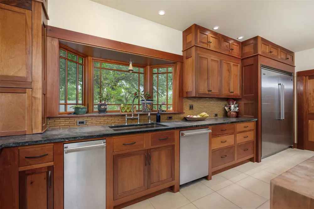 901 Brushy Bend Drive Round Rock, TX 78681