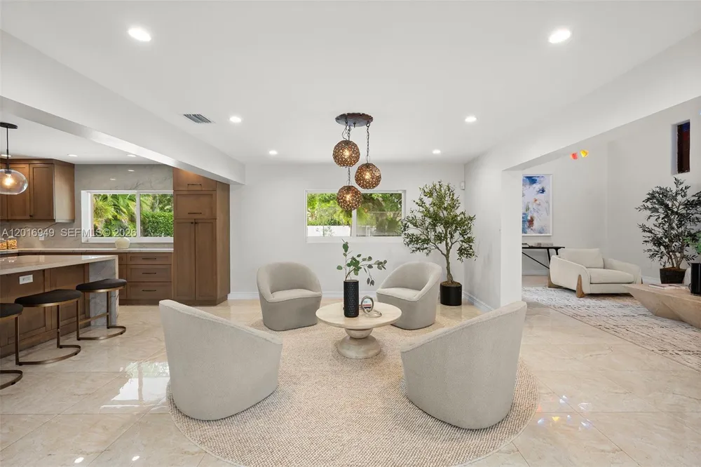 7650 SW 128th St Pinecrest, FL 33156