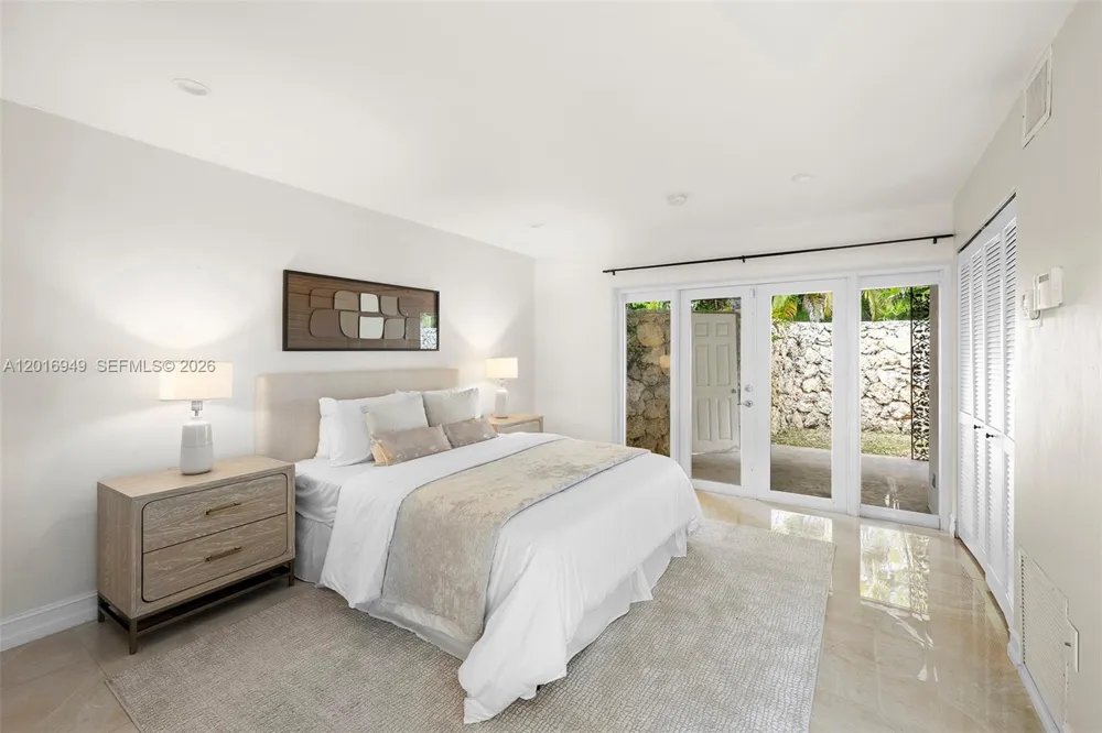 7650 SW 128th St Pinecrest, FL 33156