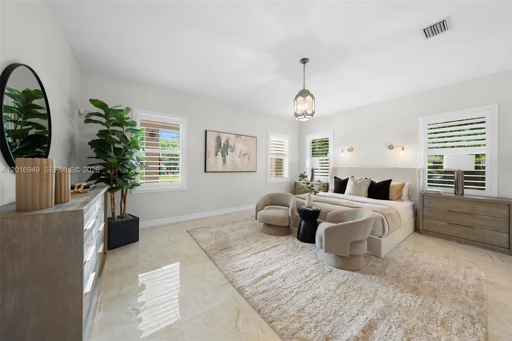 7650 SW 128th St Pinecrest, FL 33156