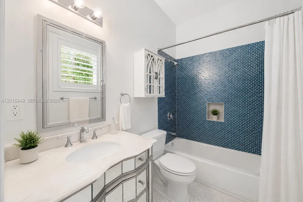 7650 SW 128th St Pinecrest, FL 33156