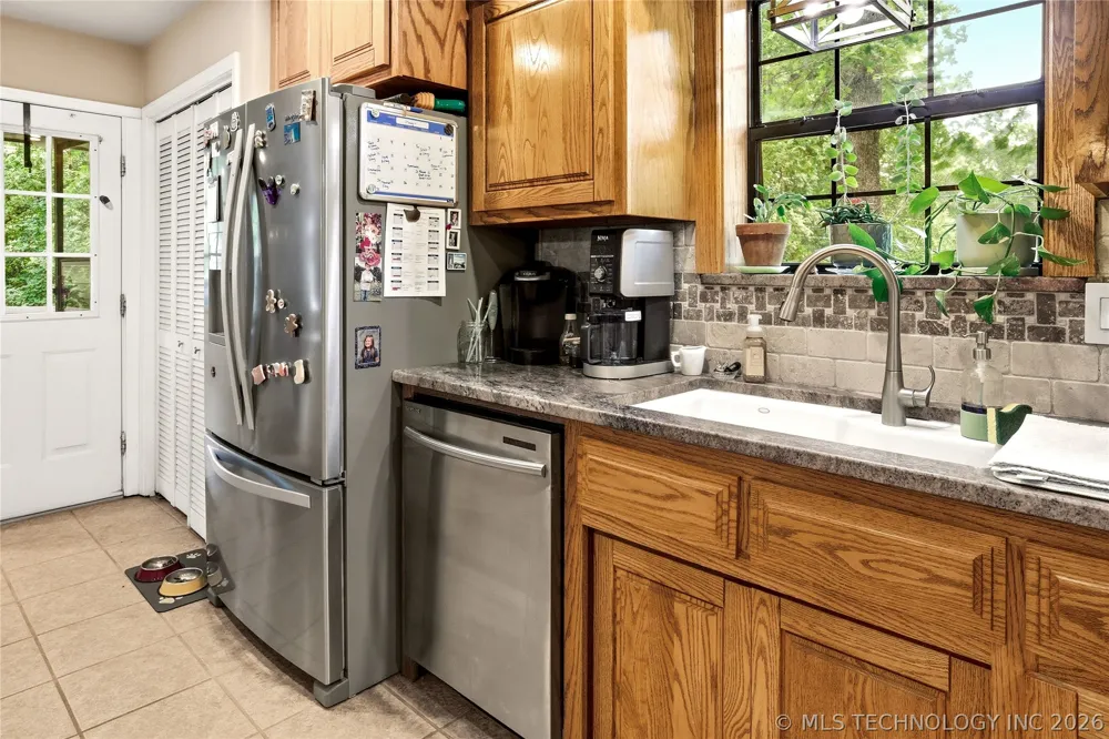 26650 S 520 Park Hill, OK 74451