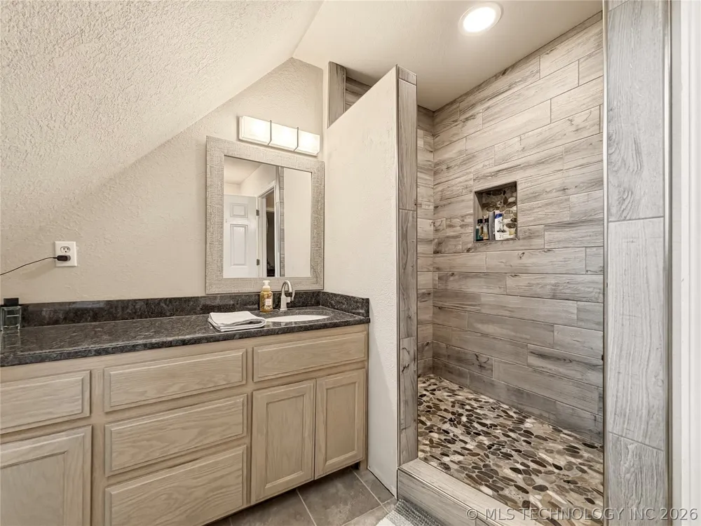 26650 S 520 Park Hill, OK 74451