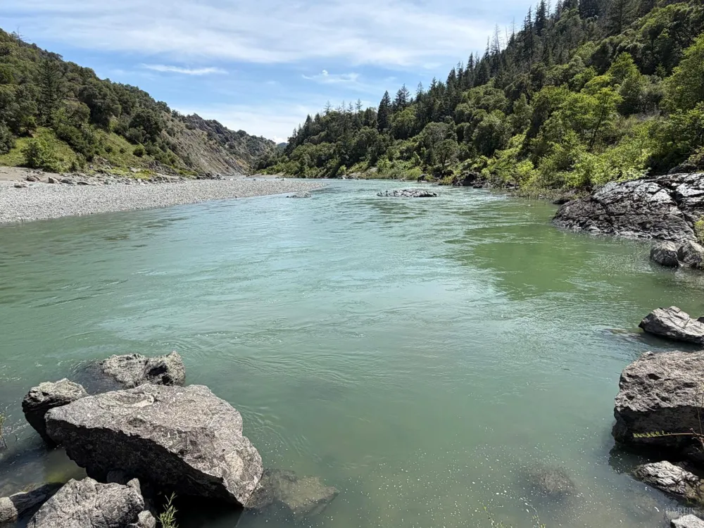 10150 Woodman Creek Road Laytonville, CA 95428