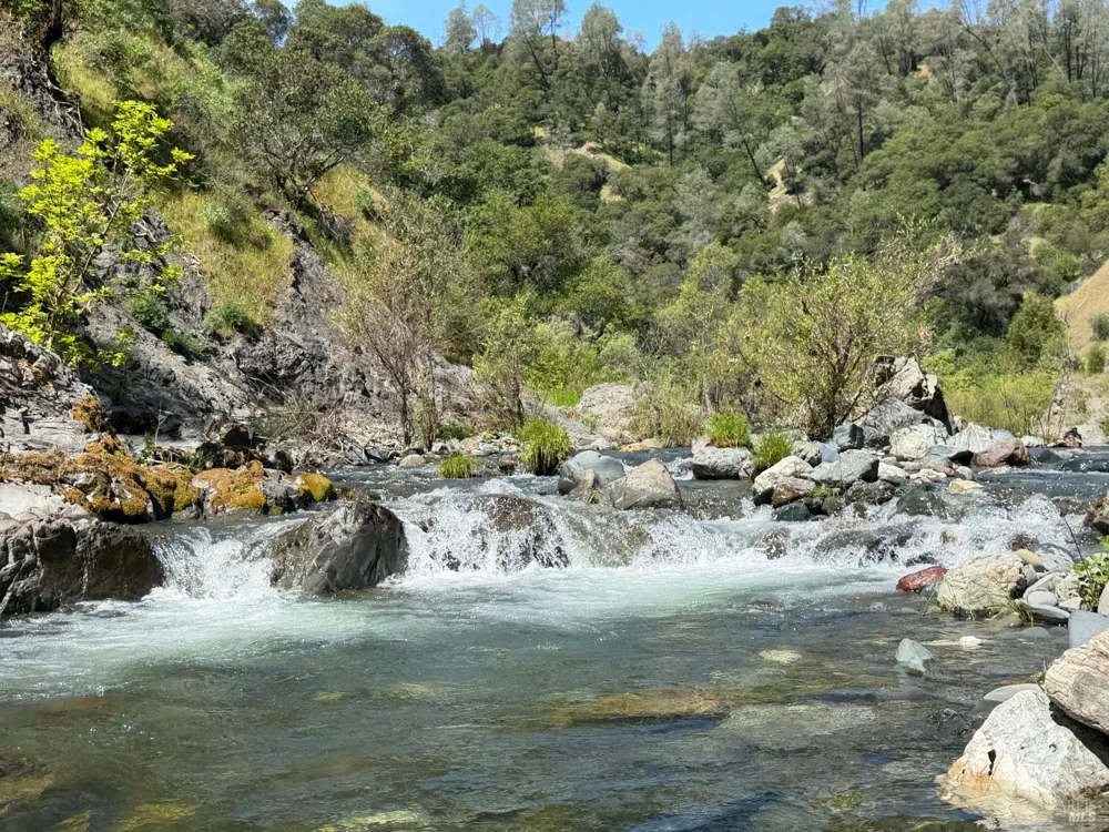 10150 Woodman Creek Road Laytonville, CA 95428
