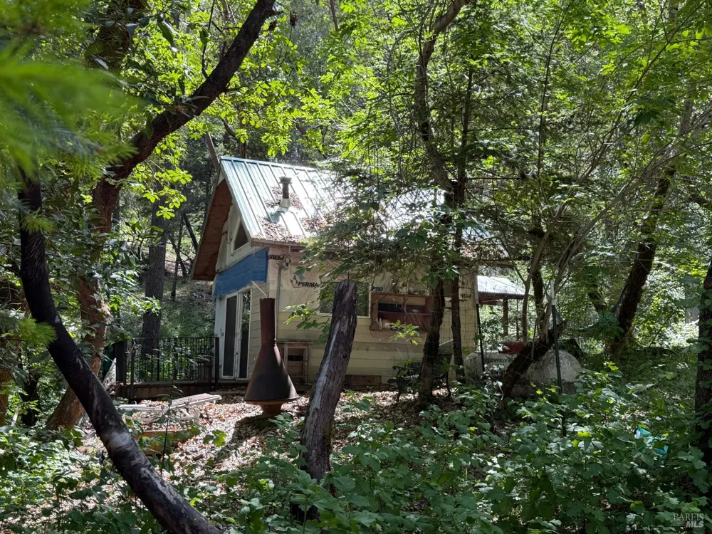 10150 Woodman Creek Road Laytonville, CA 95428