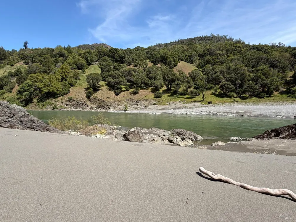 10150 Woodman Creek Road Laytonville, CA 95428
