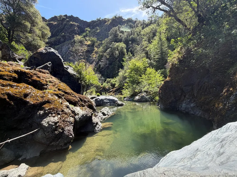10150 Woodman Creek Road Laytonville, CA 95428
