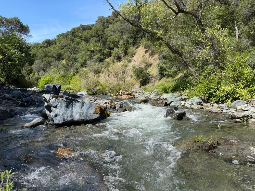 10150 Woodman Creek Road Laytonville, CA 95428