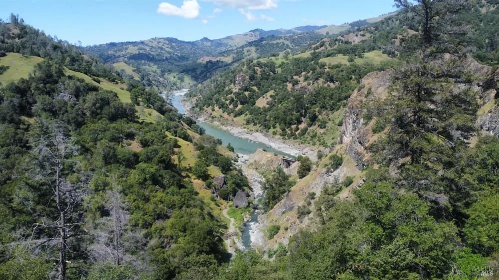 10150 Woodman Creek Road Laytonville, CA 95428