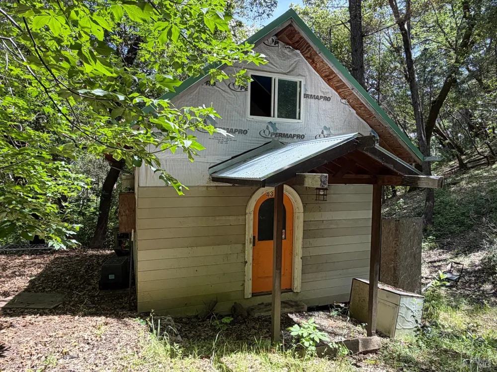 10150 Woodman Creek Road Laytonville, CA 95428