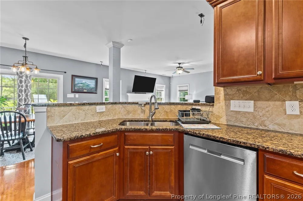 186 Valley Pines Circle Spring Lake, NC 28390
