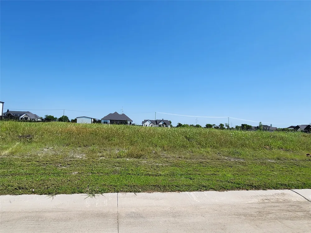 4738 Sasha Way Caddo Mills, TX 75135