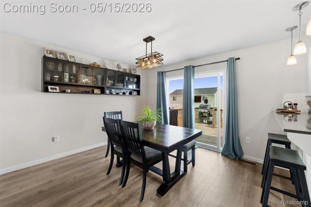 2888 Sycamore River Drive Handy Township, MI 48836