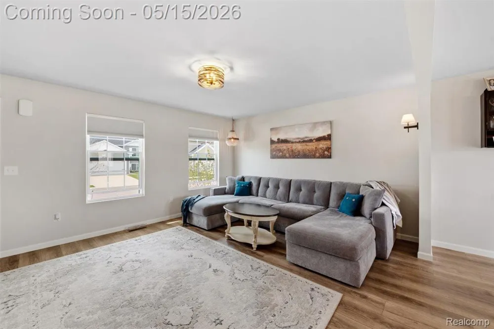 2888 Sycamore River Drive Handy Township, MI 48836