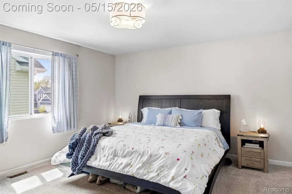 2888 Sycamore River Drive Handy Township, MI 48836