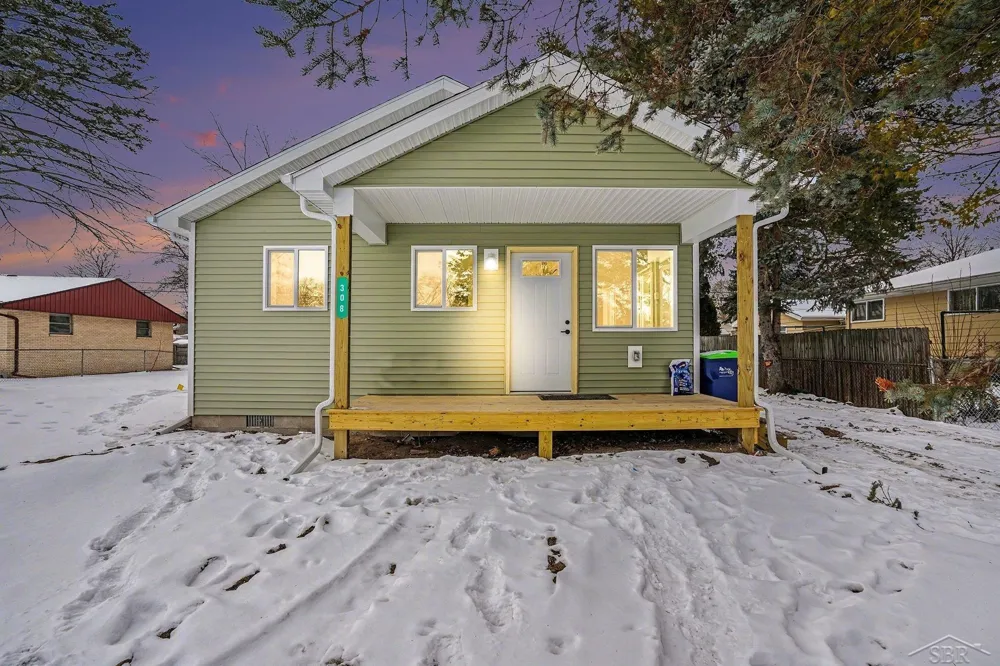 220 S Sherman Street Bay City City, MI 48708