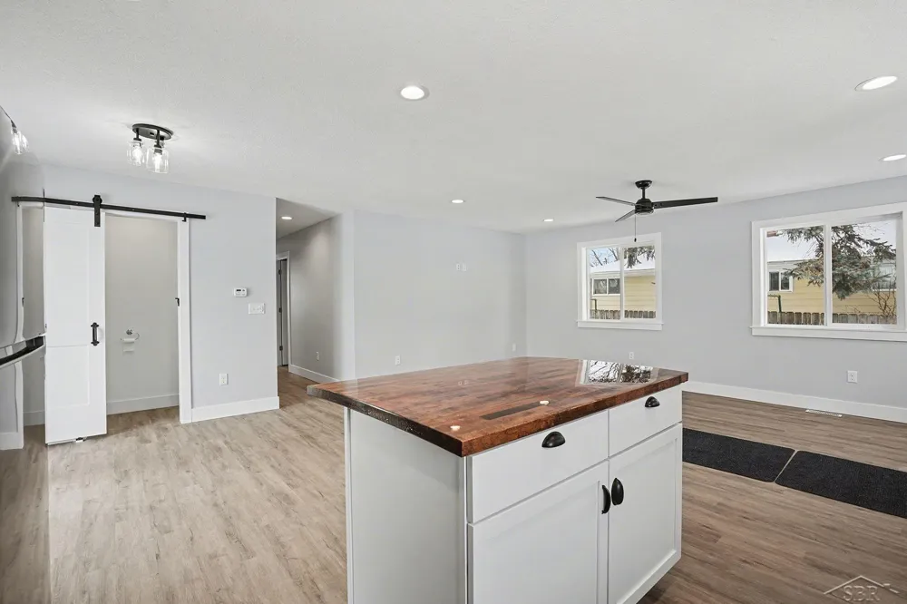 220 S Sherman Street Bay City City, MI 48708