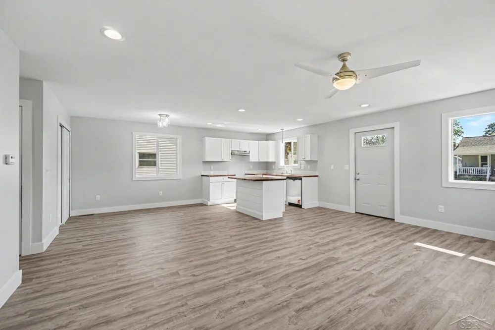 220 S Sherman Street Bay City City, MI 48708