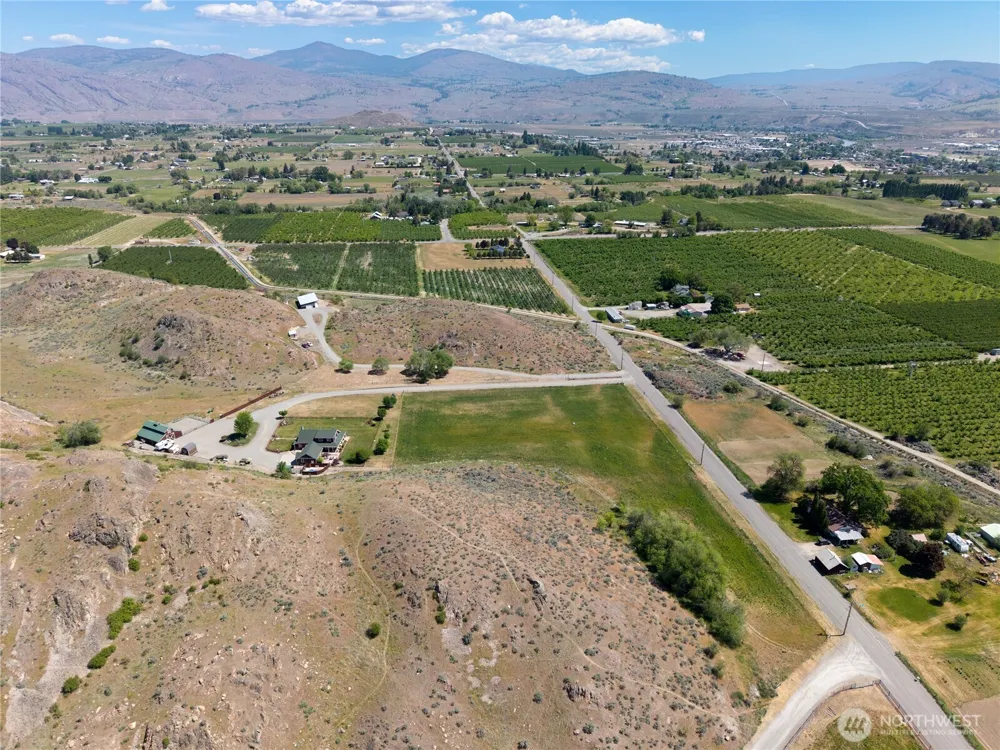23 George Road Omak, WA 98841