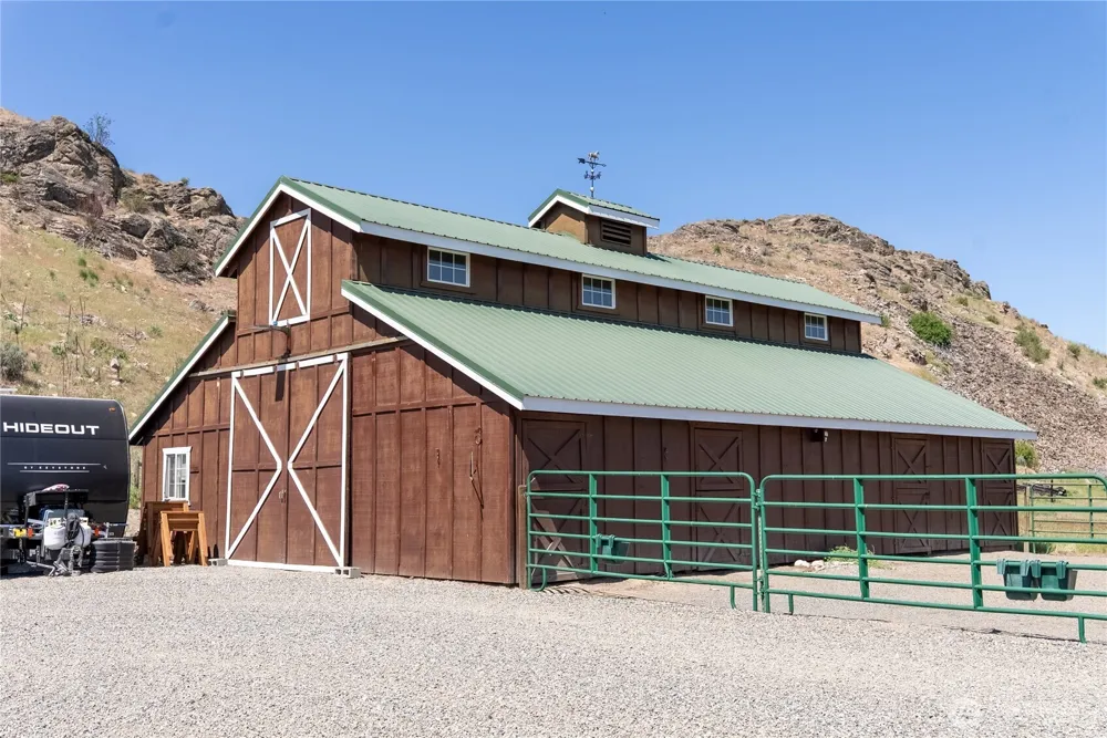 23 George Road Omak, WA 98841
