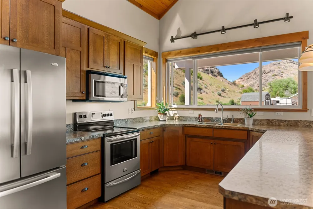 23 George Road Omak, WA 98841