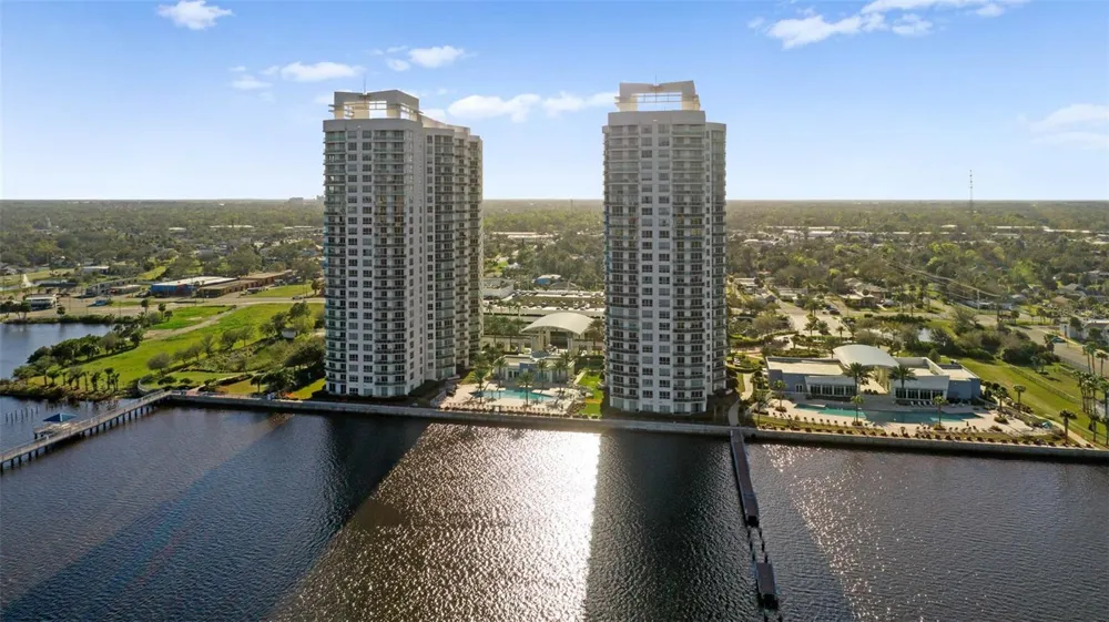 231 RIVERSIDE DRIVE #702-1 Holly Hill, FL 32117