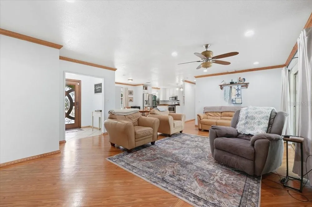 450 E POMELO STREET Lake Alfred, FL 33850