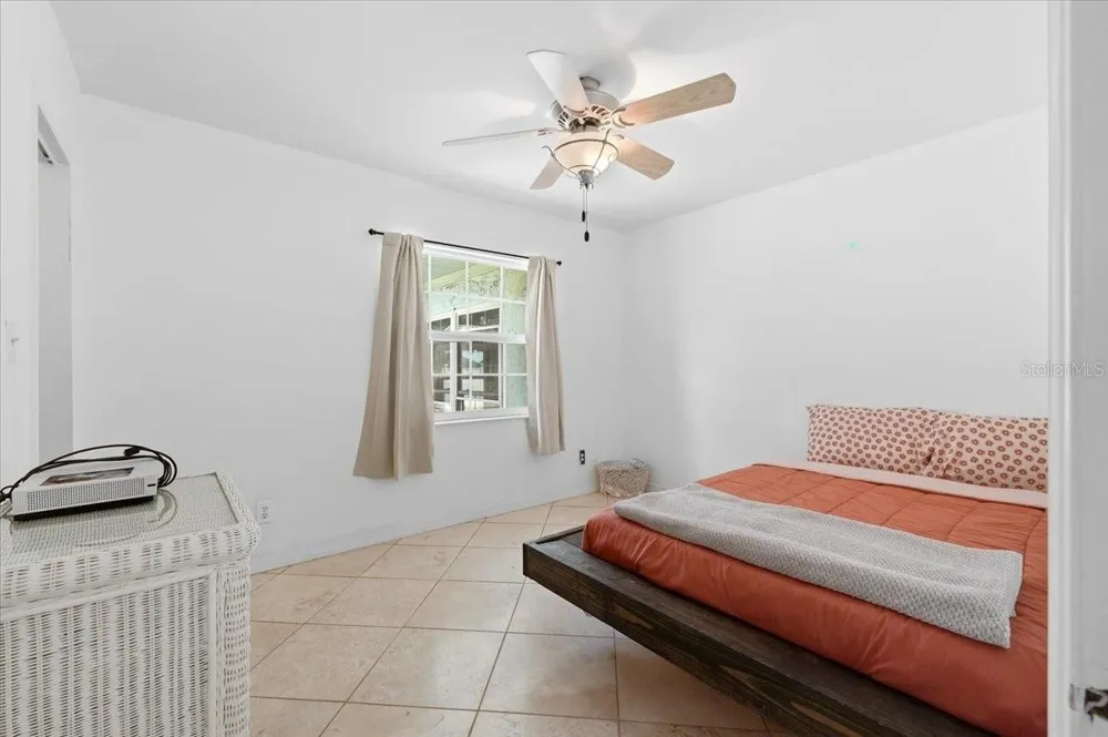 450 E POMELO STREET Lake Alfred, FL 33850