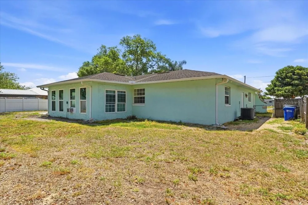 450 E POMELO STREET Lake Alfred, FL 33850