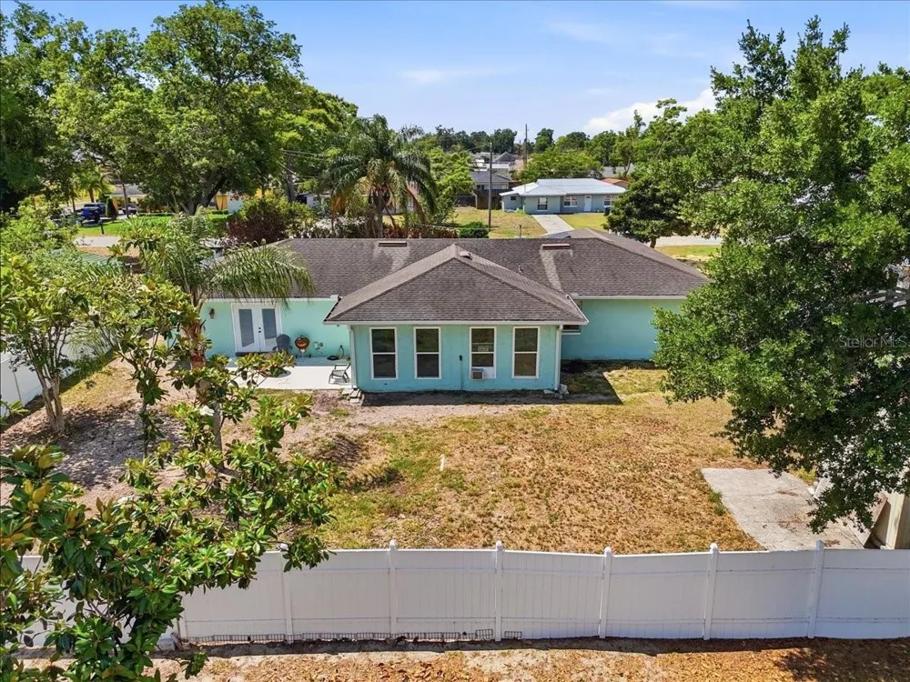450 E POMELO STREET Lake Alfred, FL 33850