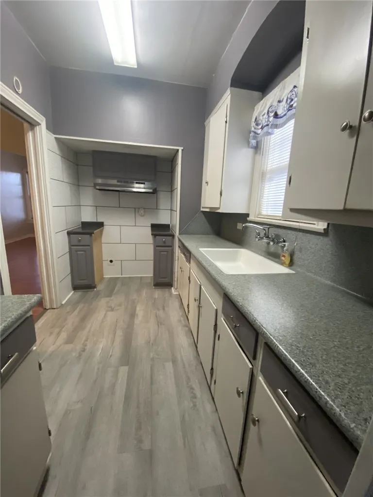 323 W 4th Street Alice, TX 78332