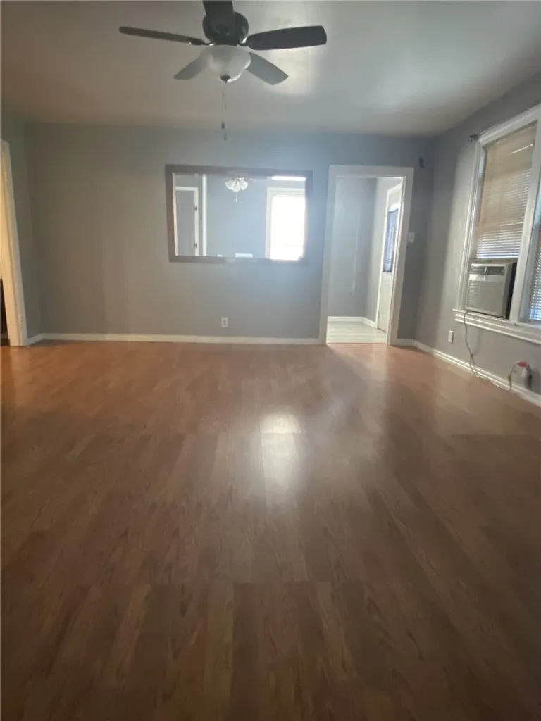 323 W 4th Street Alice, TX 78332
